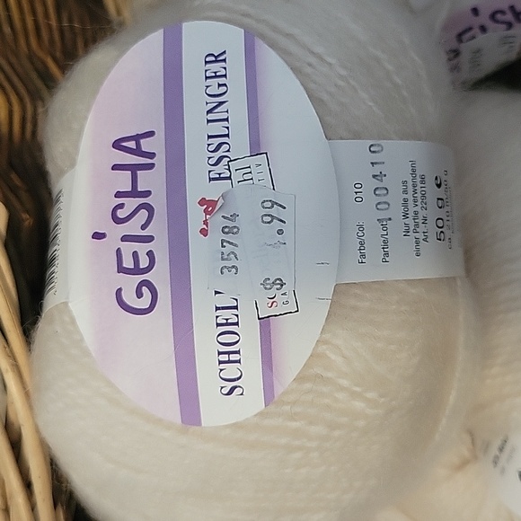 17 x geisha yarn balls - Picture 2 of 4